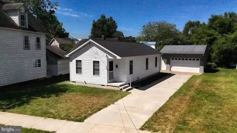 520 N Pine St, Seaford, DE 19973