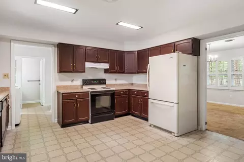 Kitchen - 3 Bay Hl, Georgetown, DE 19947 photo 2 of 4