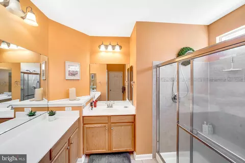 Bath - 310 Brick Ln, Milton, DE 19968 photo 2 of 7