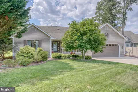 Exterior - 316 Baywinds Ct, Dagsboro, DE 19939 photo 2 of 11