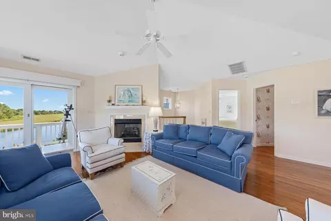 339 Le Pointe Dr, Bethany Beach, DE 19930 photo 9