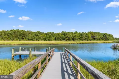 339 Le Pointe Dr, Bethany Beach, DE 19930 photo 5