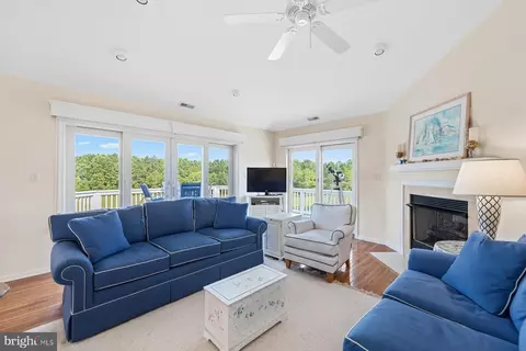 339 Le Pointe Dr, Bethany Beach, DE 19930 photo 8
