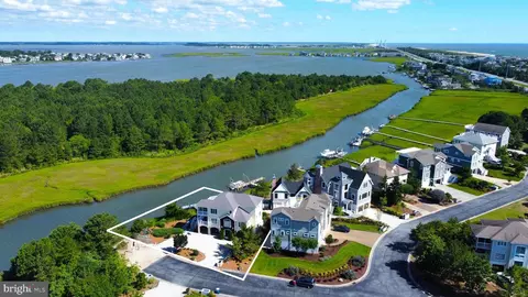 339 Le Pointe Dr, Bethany Beach, DE 19930