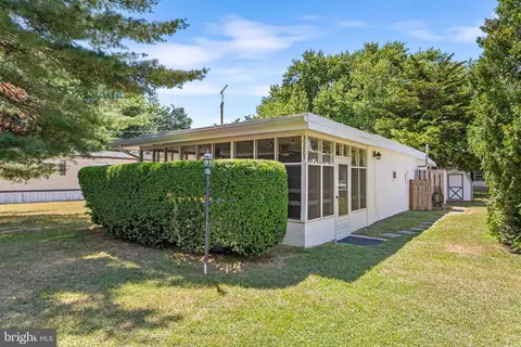35605 Wolfe Neck Rd, Rehoboth Beach, DE 19971
