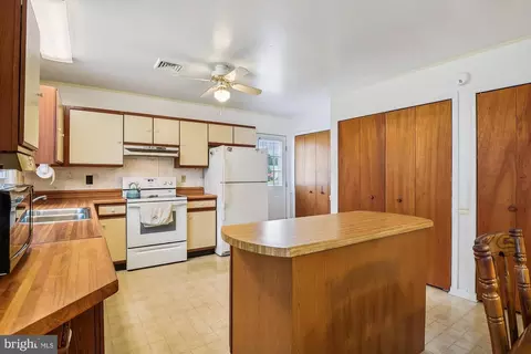 150 Duncan Ave, Ocean View, DE 19970 photo 17