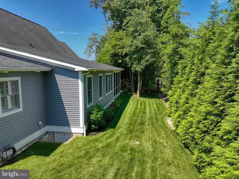 Exterior - 34 Blackpool Rd, Rehoboth Beach, DE 19971 photo 2 of 9