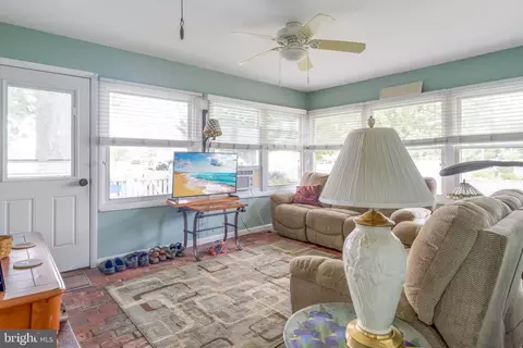 215 Monroe Ave, Lewes, DE 19958 photo 5