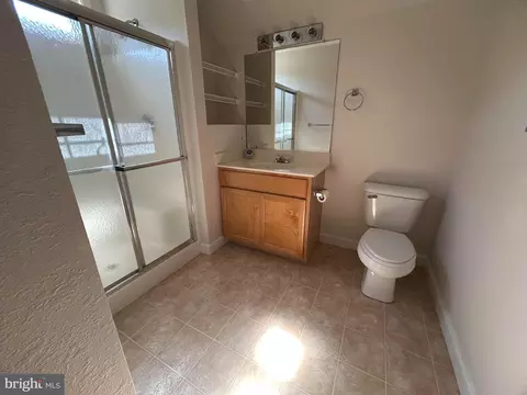 Bath - 15 Avondale Dr, Ocean View, DE 19970 photo 3 of 3