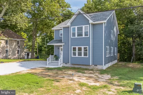 1225 W 6th St, Laurel, DE 19956