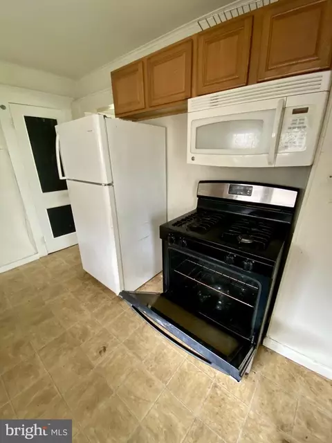 Kitchen - 711 Chestnut St, Milton, DE 19968 photo 2 of 2