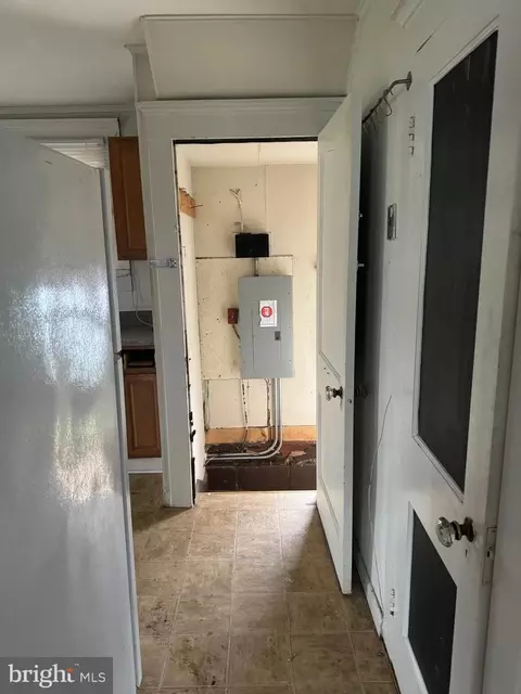 Entry Way - 711 Chestnut St, Milton, DE 19968 photo 2 of 3