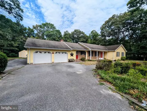 7803 Grace Cir, Seaford, DE 19973
