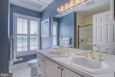 Bath - 140 E Side Dr, Rehoboth Beach, DE 19971 photo 5 of 6