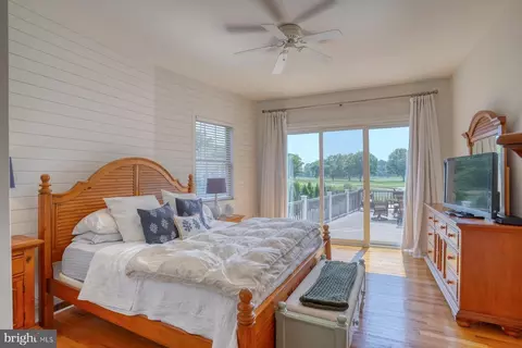 Bedroom - 140 E Side Dr, Rehoboth Beach, DE 19971 photo 1 of 7