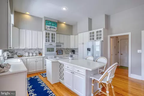 Kitchen - 140 E Side Dr, Rehoboth Beach, DE 19971 photo 3 of 4