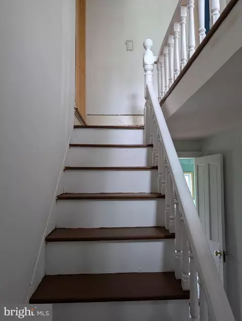 Entry Way - 24311 Springfield Rd, Georgetown, DE 19947 photo 1 of 2