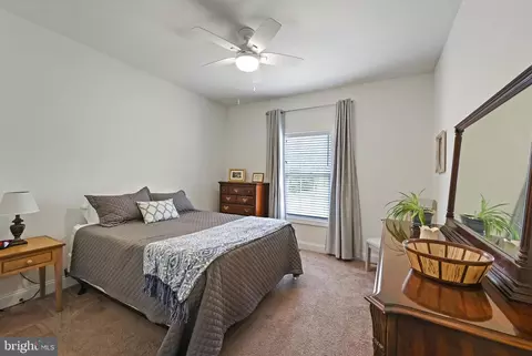 Bedroom - 6475 Pleasant Dr, Laurel, DE 19956 photo 1 of 3