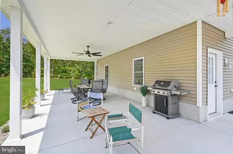 Exterior - 6475 Pleasant Dr, Laurel, DE 19956 photo 5 of 5