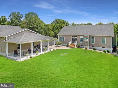 Exterior - 6475 Pleasant Dr, Laurel, DE 19956 photo 3 of 5