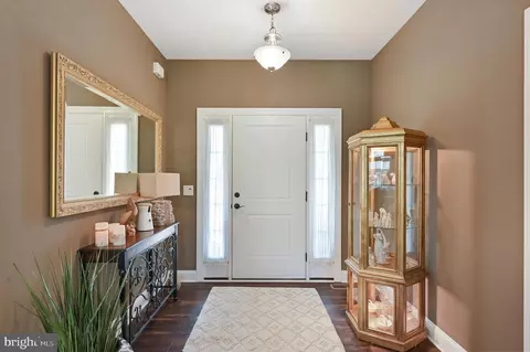 Entry Way - 6475 Pleasant Dr, Laurel, DE 19956 photo 1 of 8