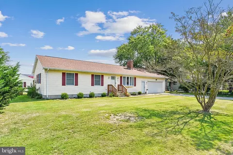 63 Dorothy Cir, Ocean View, DE 19970