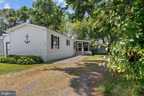 39048 Spicer Ln #820, Fenwick Island, DE 19944