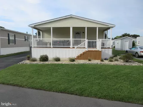 38 Spinning Wheel Ln, Rehoboth Beach, DE 19971