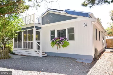 24 Carolina St, Dewey Beach, DE 19971