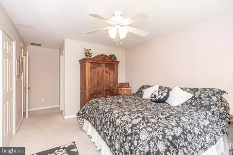 Bedroom - 32 Willow Oak Ave, Ocean View, DE 19970 photo 5 of 9