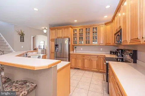Kitchen - 32 Willow Oak Ave, Ocean View, DE 19970 photo 2 of 3