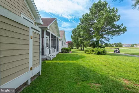Exterior - 32 Willow Oak Ave, Ocean View, DE 19970 photo 9 of 10
