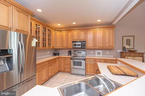 Kitchen - 32 Willow Oak Ave, Ocean View, DE 19970 photo 3 of 3