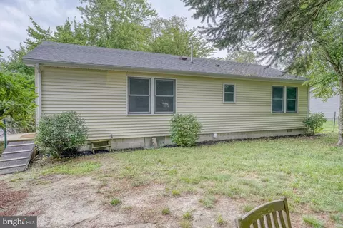 Exterior - 116 Betts St, Milton, DE 19968 photo 4 of 7