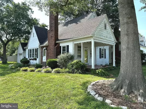 502 N Phillips St, Seaford, DE 19973