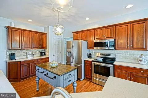 Kitchen - 24963 Prestwick Dr, Milton, DE 19968 photo 2 of 8