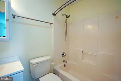 Bath - 132 Creek Dr, Milton, DE 19968 photo 1 of 1