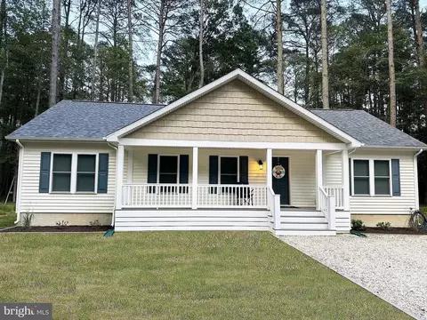 18925 Edward Dr, Bridgeville, DE 19933
