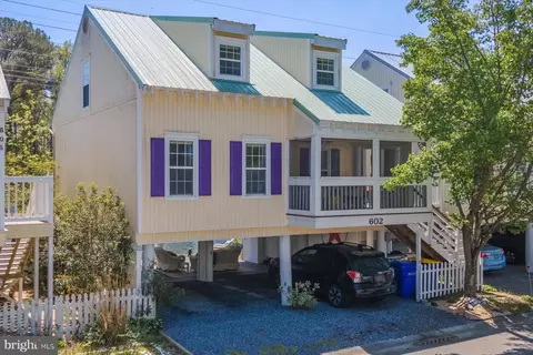 602 New Providence Rd #18, Bethany Beach, DE 19930
