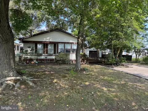 33018 Circle Dr, Millsboro, DE 19966