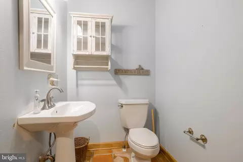 Bath - 653 Bethany Loop, Bethany Beach, DE 19930 photo 5 of 7