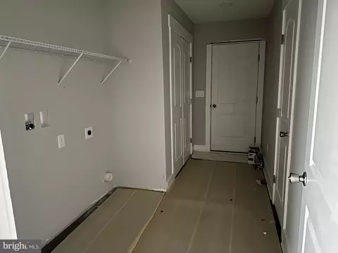 Entry Way - 33055 Old Hickory Rd, Laurel, DE 19956 photo 2 of 2