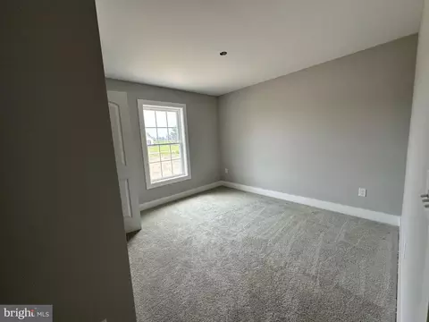 Bedroom - 33055 Old Hickory Rd, Laurel, DE 19956 photo 3 of 3