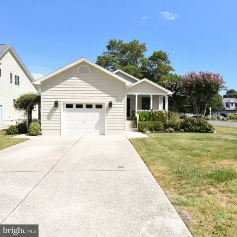 949 Hawksbill St, Bethany Beach, DE 19930 photo 2