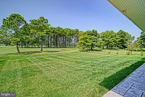 Exterior - 152 E Side Dr, Rehoboth Beach, DE 19971 photo 11 of 13