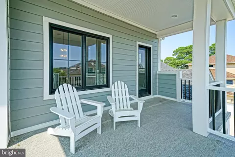 Exterior - 152 E Side Dr, Rehoboth Beach, DE 19971 photo 7 of 13
