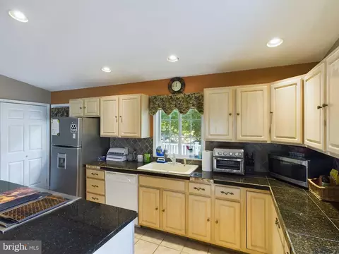 Kitchen - 19673 Buck Run, Georgetown, DE 19947 photo 4 of 4