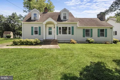 17 Sunset Ln, Milford, DE 19963