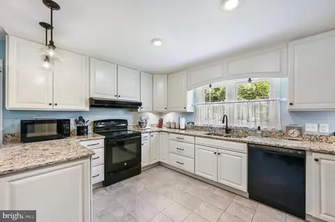 Kitchen - 9685 Walnut Dr, Seaford, DE 19973 photo 1 of 3