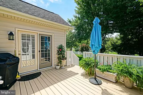 Exterior - 33094 E Light Dr, Lewes, DE 19958 photo 4 of 16